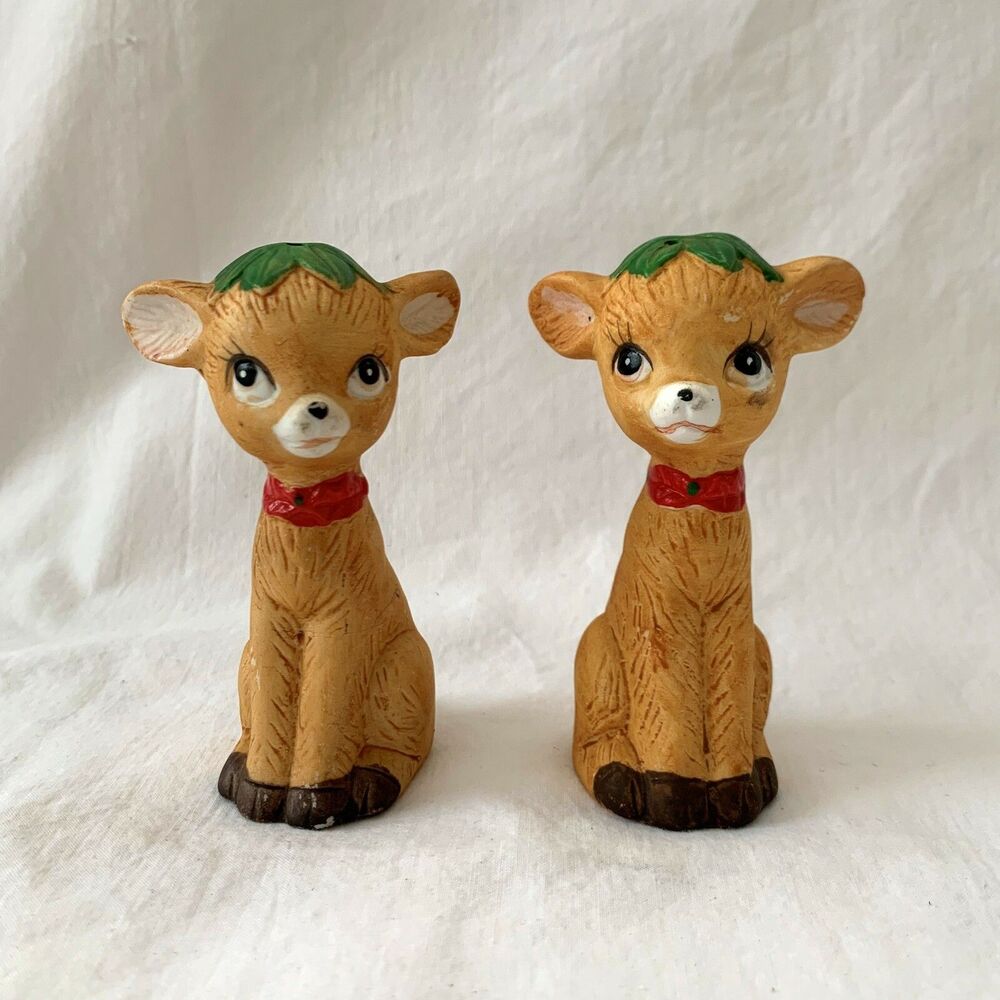 Vintage Holiday Reindeer Salt Pepper Shaker Set Christmas JSNY Made Taiwan Bambi